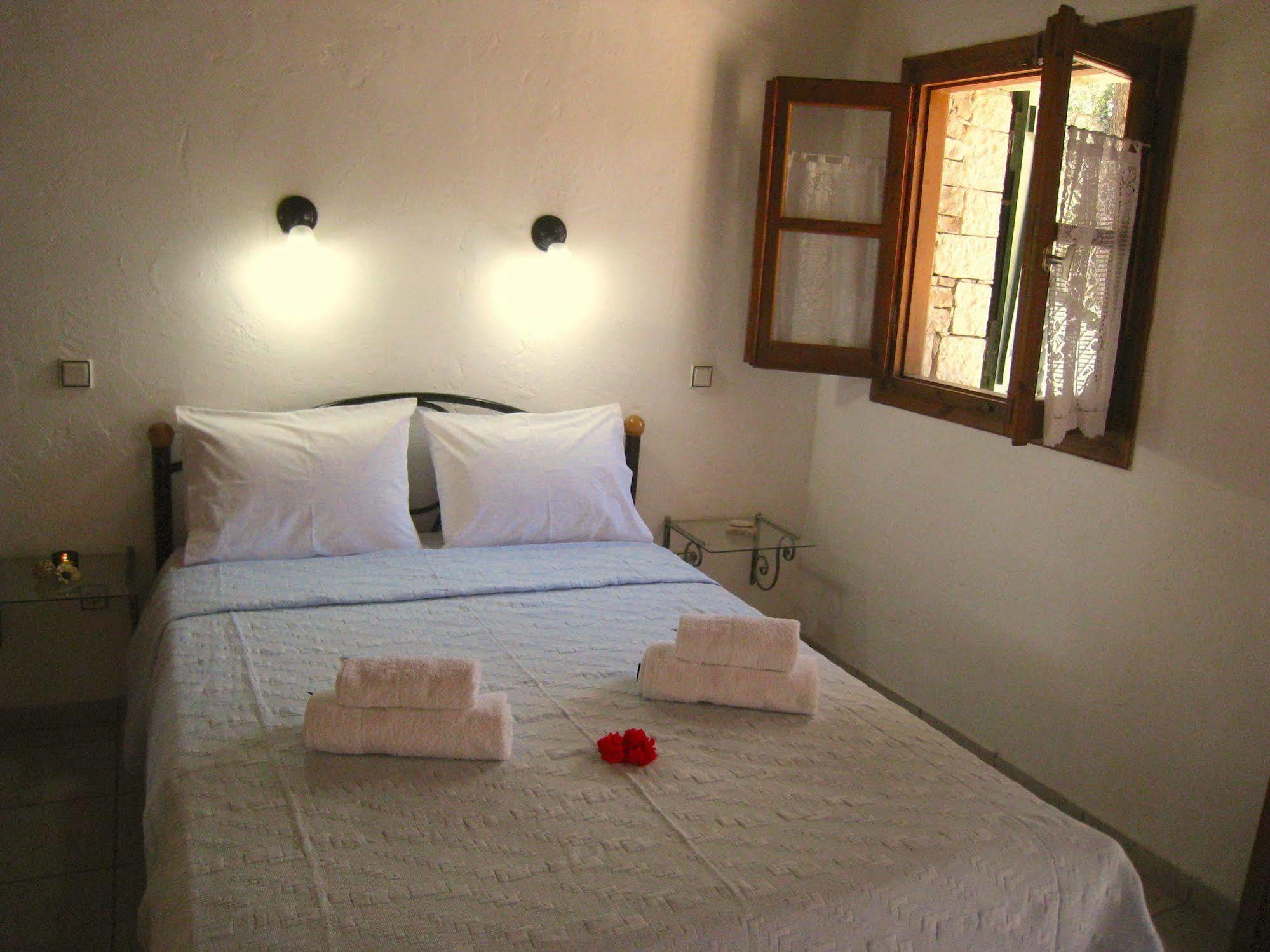 Adamantia Hotel Gaios Eksteriør billede