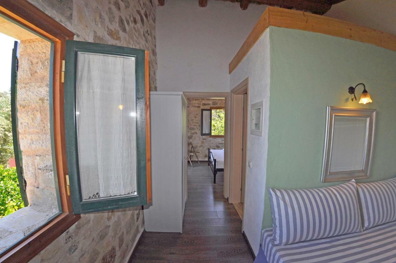 Adamantia Hotel Gaios Eksteriør billede