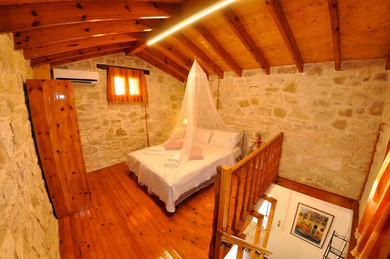 Adamantia Hotel Gaios Eksteriør billede