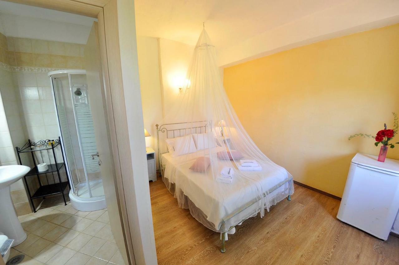 Adamantia Hotel Gaios Eksteriør billede